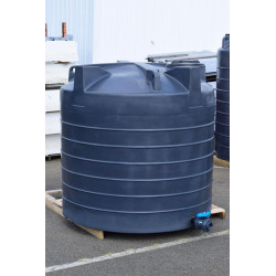 Cuve de stockage aérienne verticale 5000 l. ø 1,95 m : p1160408