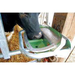 Abreuvoir PF6 POLYFAST NC : p1130272