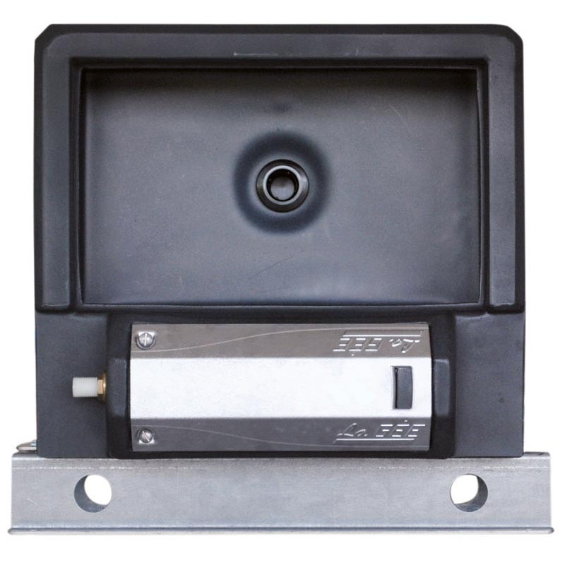 Abreuvoir Polybac 25 M simple avec rebord intérieur et support de f...